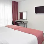 Отель Premium