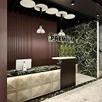 Отель Premium *