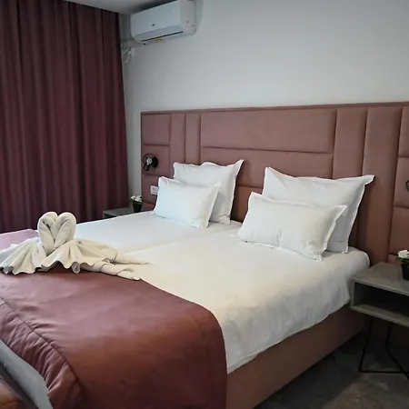 Premium Hotel *